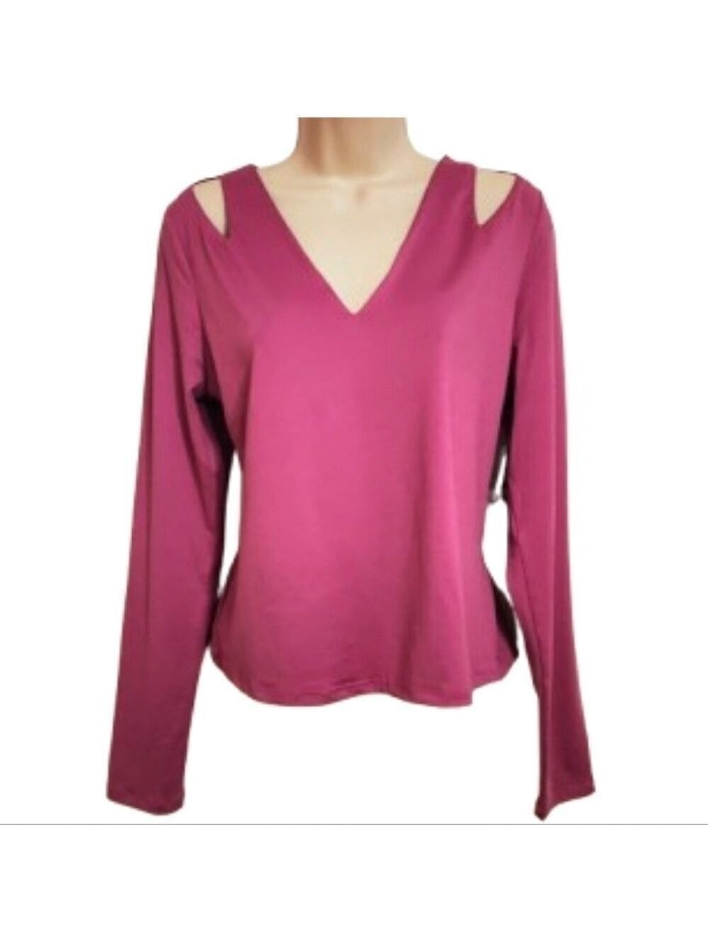 Bar III Knit Top Large Cutout Shoulder Long Sleeve Pullover Blouse